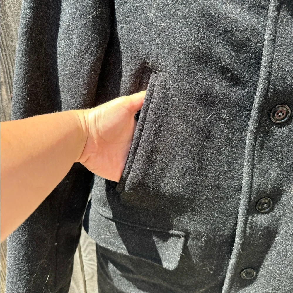 J Crew Men's Single Breasted Charoca Grey Wool Slim Fit Stadium Jacket small
